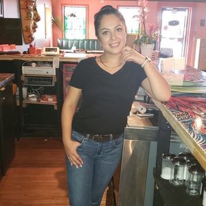 Meet your Posher, Eve